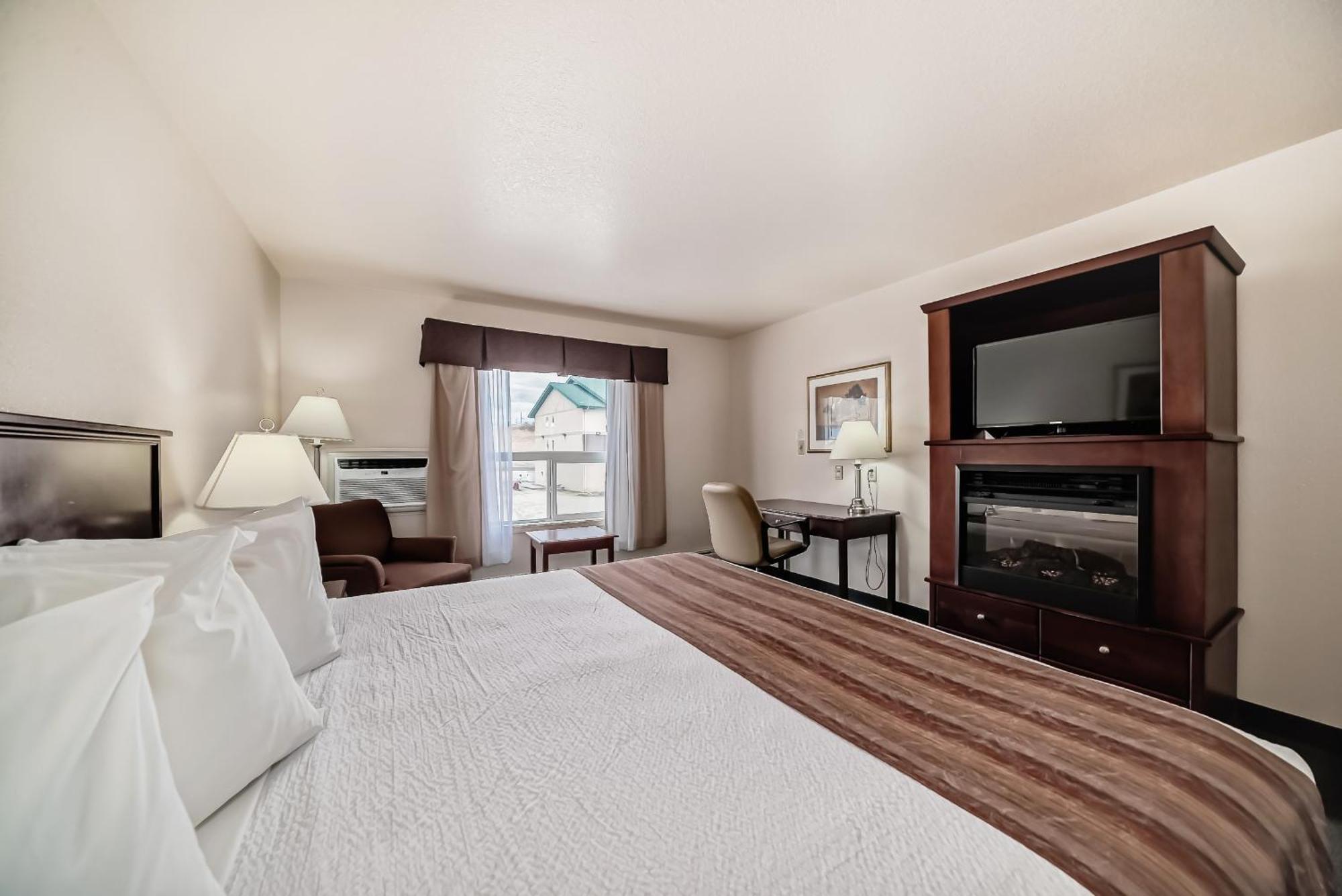 Grande Cache Inn & Suites Esterno foto