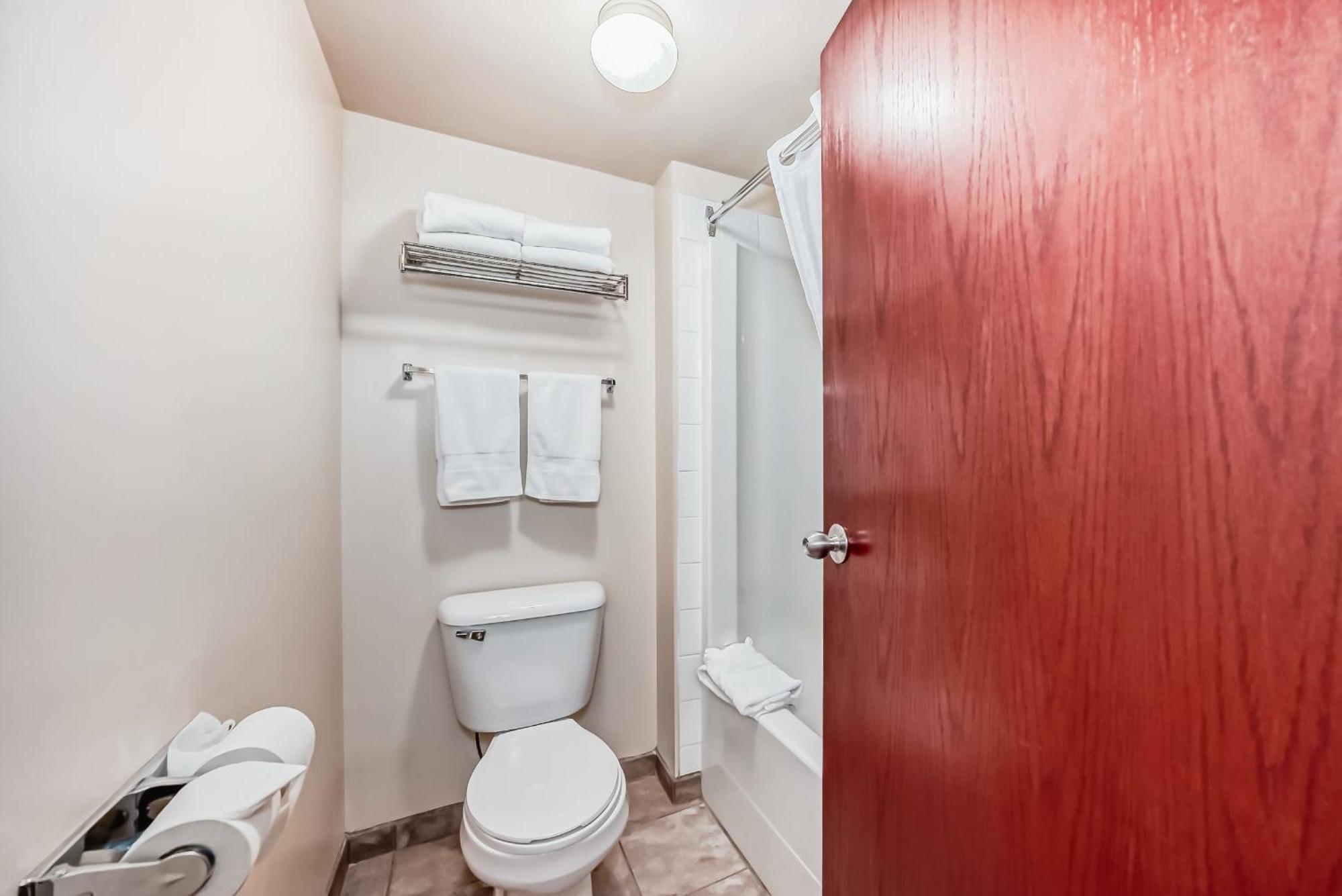 Grande Cache Inn & Suites Esterno foto